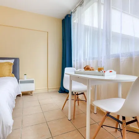 16 Cosy Tour Eiffel Auteuil Apartment